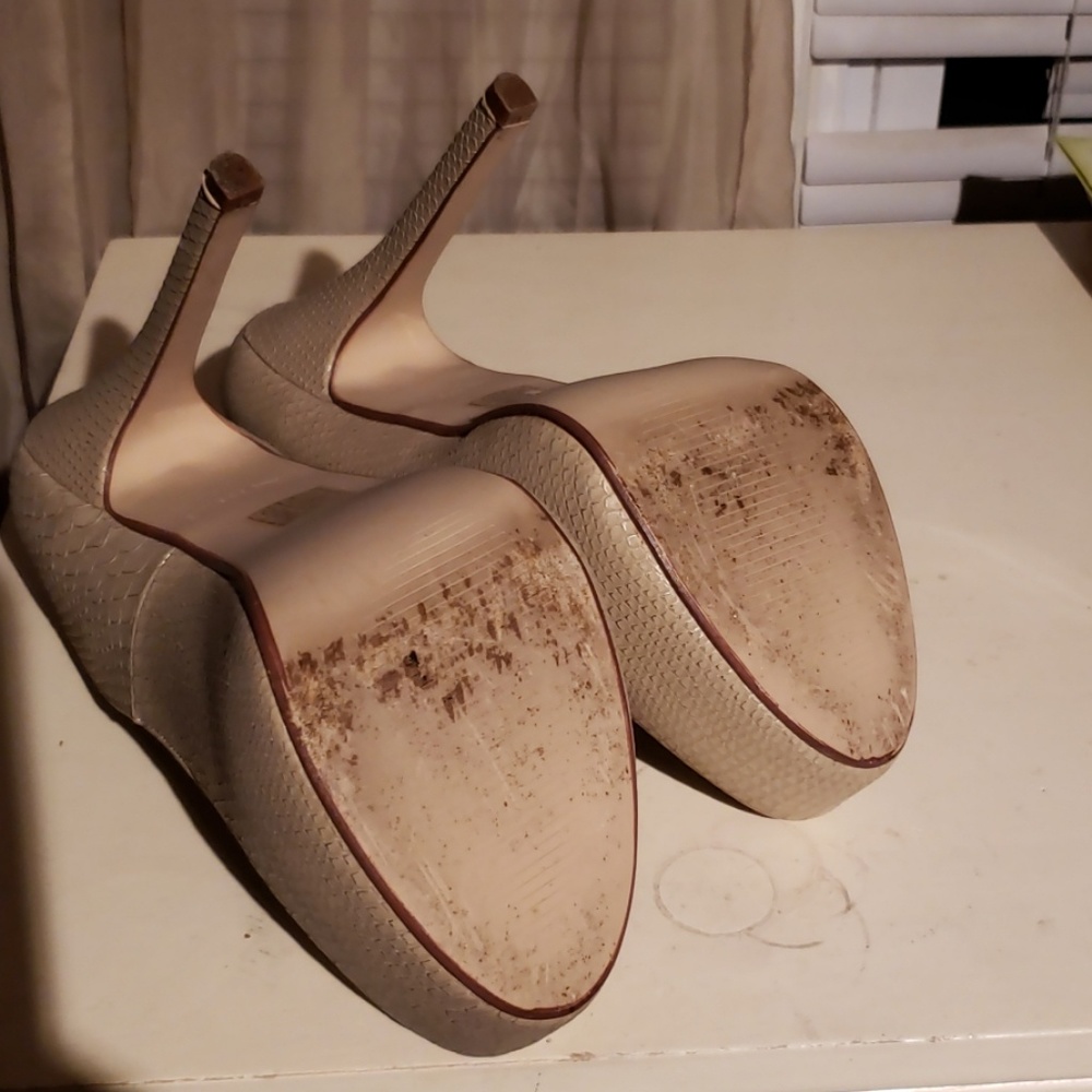 Call It Spring//Platform Pumps - Picture 4 of 8